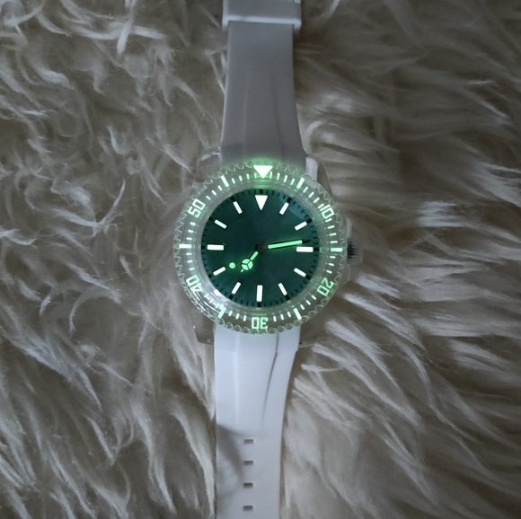 Clear Seiko Automatic - Picture 4 of 11